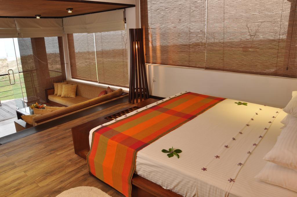 Laya Safari Resorts & Spa Yala Esterno foto