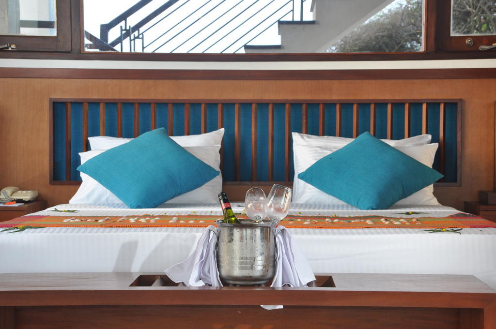 Laya Safari Resorts & Spa Yala Esterno foto